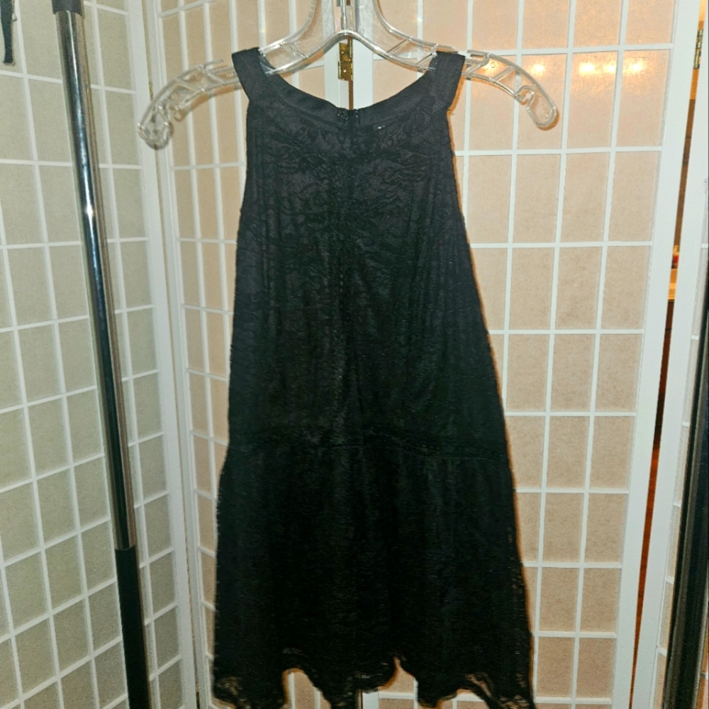 Torrid black sleeveless shirt